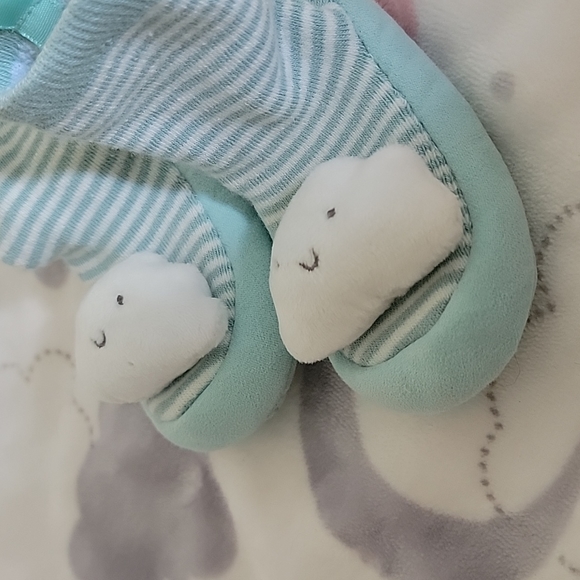 Baby socks rattle play - Picture 1 of 3